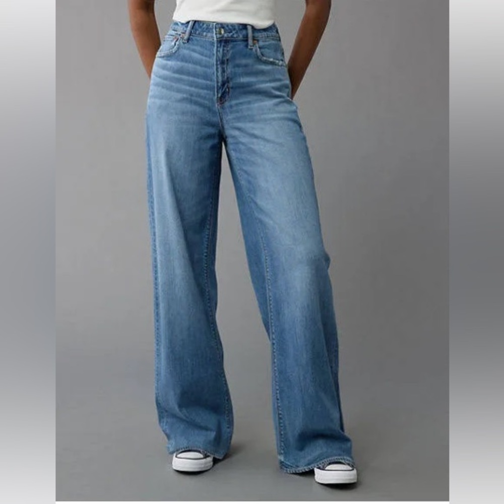 American Eagle Outfitters High Rise Baggy Wide Leg Jeans X-Short Jeans